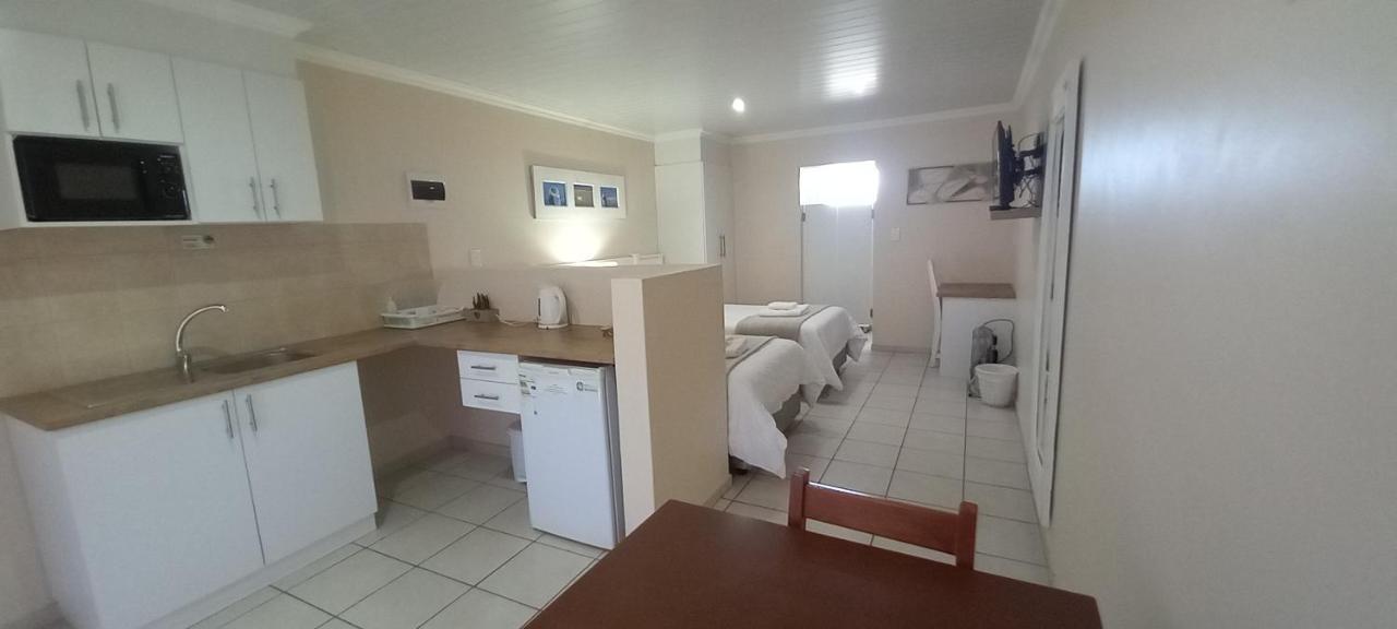 Masada Guest House Langebaan Exterior photo